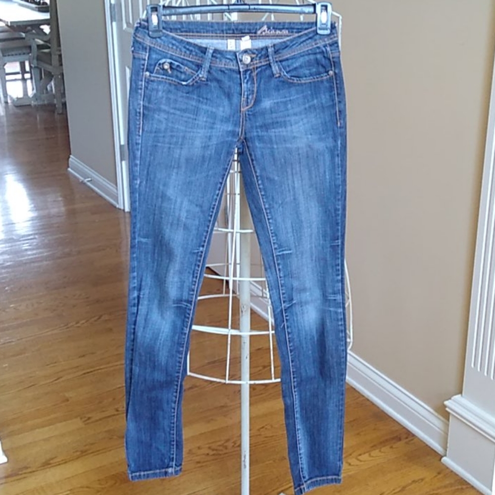 Mango Jeans